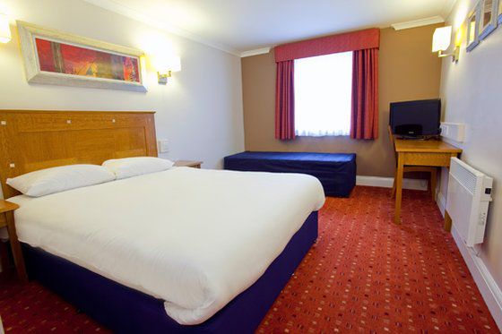 Travelodge Plymouth Roborough Rum bild